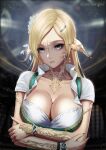  1girl au_ra bangs black_eyes blonde_hair blurry blurry_background bracelet breasts cleavage crossed_arms dragon_horns dragon_tail final_fantasy final_fantasy_xiv hair_ornament hairclip highres horns jewelry large_breasts looking_at_viewer parted_bangs scales scoop_neck solo tail upper_body zeri_(zeristudio) 