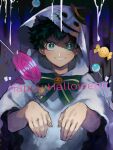 1boy absurdres bangs black_background black_hair black_headwear blue_background boku_no_hero_academia bow bowtie candy food freckles ghost_costume green_bow green_bowtie green_eyes green_hair grey_background grin hands_up happy_halloween hat highres looking_at_viewer male_focus midoriya_izuku mini_hat multicolored_hair official_alternate_costume pumpkin short_hair smile solo suzumetarou teeth two-tone_bow two-tone_hair upper_body witch_hat 