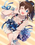  1girl ;d bangs blue_bow blue_dress blue_eyes blue_ribbon bow brown_hair commentary diagonal_stripes dress frilled_cuffs hair_bow hand_on_own_knee idol idolmaster idolmaster_million_live! kamille_(vcx68) leaning_forward looking_at_viewer medium_hair one_eye_closed open_mouth pleated_dress ponytail ribbon satake_minako short_sleeves smile solo standing striped striped_background w 