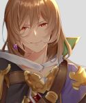  1boy brown_hair close-up commentary_request earrings granblue_fantasy grey_background hair_over_one_eye jewelry lamorak_(granblue_fantasy) long_bangs looking_at_viewer male_focus red_eyes satoimo_sanda shirt single_earring smile solo white_shirt 