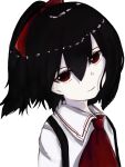  1girl absurdres ascot bangs black_hair bow closed_mouth collared_shirt colored_skin commentary cookie_(touhou) hair_between_eyes hair_bow head_tilt highres looking_at_viewer medium_hair ponytail red_ascot red_bow red_eyes shirt simple_background siyudi_(cookie) smile solo stl_(dpb_v) suspenders upper_body white_background white_shirt white_skin 