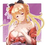  1girl bare_shoulders black_bow blonde_hair blush border bow breasts cleavage collarbone commentary_request flower granblue_fantasy hair_bow hair_flower hair_ornament head_tilt highres japanese_clothes kimono large_breasts long_hair looking_at_viewer mellow off-shoulder_kimono purple_background red_eyes red_flower red_kimono smile solo upper_body vira_(granblue_fantasy) white_border 