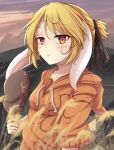  1girl alternate_hairstyle animal_ears bangs blurry blurry_foreground brown_headwear closed_mouth cloud drawstring eyebrows_visible_through_hair floppy_ears hat hat_removed headwear_removed highres holding holding_clothes holding_hat hood hoodie looking_at_viewer neko_mata orange_hoodie outdoors ponytail rabbit_ears red_eyes ringo_(touhou) short_hair short_sleeves sky solo touhou upper_body 