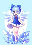  1girl absurdres bangs bare_legs barefoot blue_background blue_bow blue_dress blue_eyes blue_hair bow cirno closed_mouth dress eyebrows_visible_through_hair full_body hair_bow highres ice ice_wings looking_down offbeat pinafore_dress puffy_short_sleeves puffy_sleeves red_neckwear short_sleeves smile solo standing star_(symbol) touhou v-shaped_eyebrows wings 