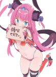  1girl armor bangs bikini_armor blade_(galaxist) blue_eyes breasts commentary_request covered_mouth elizabeth_bathory_(brave)_(fate) elizabeth_bathory_(fate) eyebrows_visible_through_hair fate/grand_order fate_(series) gauntlets holding horns long_hair looking_at_viewer navel pink_hair purple_ribbon red_armor ribbon sign sign_around_neck simple_background small_breasts solo striped striped_legwear tail thighhighs tiara translated white_background 