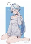  1girl ? absurdres ahoge bare_legs bare_shoulders barefoot black_choker blue_eyes blue_hair blue_nails bwcloud choker collarbone commentary_request furina_(genshin_impact) genshin_impact grey_hair grey_sweater highres long_hair long_sleeves looking_at_viewer multicolored_hair nail_polish no_headwear off-shoulder_sweater off_shoulder one_eye_closed sitting solo streaked_hair sweater thigh_strap thighs toenail_polish toenails very_long_hair wariza 
