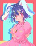  1girl animal_ears arms_behind_back bangs black_hair blue_background breasts carrot_necklace chromatic_aberration closed_mouth commentary dress eyebrows_visible_through_hair hair_between_eyes highres inaba_tewi looking_at_viewer medium_breasts multicolored_background oataruu pink_dress puffy_short_sleeves puffy_sleeves rabbit_ears red_background red_eyes shadow short_hair short_sleeves smile solo touhou 