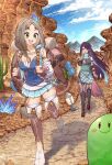  2girls artist_name atelier_(series) atelier_firis backpack bag blue_skirt blue_sky braid breasts brown_bag brown_gloves cactus cloud commentary_request firis_mistlud gloves green_eyes grey_hair happy highres lantern liane_mistlud long_hair medium_breasts miniskirt mountainous_horizon multiple_girls open_mouth outdoors pleated_skirt puni_(atelier) purple_hair red_eyes road single_braid skirt sky smile teeth twitter_username upper_teeth_only very_long_hair walking watermark yurai0739 