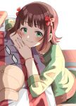  1girl :3 amami_haruka bangs bed bed_sheet black-framed_eyewear blunt_bangs blush bracelet carpet green_eyes green_shirt hair_ribbon hands_on_bed haruki_(haruki678) hat head_rest highres idolmaster idolmaster_(classic) jewelry looking_at_viewer nail_polish own_hands_together red_hair ribbon shirt short_hair simple_background sitting smile solo 