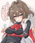  1girl belt belt_buckle blue_eyes blush breasts brown_belt brown_hair buckle capelet check_translation eighth_note eyebrows_visible_through_hair flower hair_between_eyes highres kantai_collection kasashi_(kasasi008) medium_breasts medium_hair motion_lines musical_note open_mouth ponytail red_capelet red_flower red_rose rose sheffield_(kancolle) solo_focus speech_bubble spoken_musical_note translation_request 
