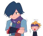  2boys arrow_(symbol) black_sweater black_wristband blonde_hair blue_eyes blue_hair blue_jacket blue_kimono closed_mouth commentary_request crossed_arms falkner_(pokemon) hair_over_one_eye headband highres jacket japanese_clothes kimono male_focus morty_(pokemon) multiple_boys open_clothes open_jacket pokemon pokemon_(game) pokemon_hgss purple_headband purple_scarf scarf short_hair short_sleeves sweater translation_request trembling tyako_089 upper_body wristband 