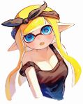  1girl bare_shoulders black_hairband blonde_hair blue_eyes blue_pupils blush bow_hairband commentary_request fang hairband highres inkling inkling_girl inkling_player_character kodak_painter long_hair looking_at_viewer open_mouth pointy_ears simple_background solo splatoon_(series) splatoon_3 strap_slip tentacle_hair upper_body white_background 