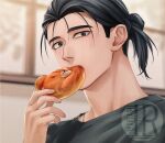  1boy alternate_costume artist_logo black_eyes black_hair black_shirt chi.:_chikyuu_no_undou_ni_tsuite commentary_request contemporary eating food_in_mouth iorbtyn jewelry logo looking_at_viewer male_focus necklace oczy ponytail shirt short_hair sideburns solo 