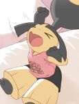  &gt;_&lt; arm_up clenched_hands commentary highres mawaifu mawile open_mouth pink_shirt pokemon pokemon_(creature) shirt short_sleeves sitting solo stretch t-shirt tongue v-neck yawning 