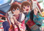  1boy 2girls :d ahoge aqua_kimono bangs black_scarf blue_eyes blurry blurry_background brown_hair closed_mouth commentary day depth_of_field drill_hair dutch_angle ema english_commentary floral_print fringe_trim fur_scarf furisode hair_ornament hatsumoude holding holding_paper idolmaster idolmaster_million_live! japanese_clothes kamille_(vcx68) kimono looking_at_viewer medium_hair mixed-language_commentary multiple_girls new_year obi omikuji outdoors paper ponytail print_kimono purple_eyes red_kimono sash satake_minako scarf side-by-side side_drill side_ponytail smile temple translated yokoyama_nao 