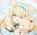  1girl ;d a0lp animal animal_ear_fluff animal_ears arknights bangs bare_shoulders blonde_hair blue_hairband commentary english_commentary eyebrows_visible_through_hair fox fox_ears fox_girl fox_tail green_eyes hairband hands_up kitsune looking_at_viewer one_eye_closed shirt sidelocks smile solo suzuran_(arknights) tail teeth upper_body upper_teeth white_shirt 