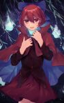  1girl black_shirt blue_bow bow cloak disembodied_head divine_spirit_(touhou) floating_head hair_bow highres koito_(bowstringsmall) long_sleeves looking_at_viewer open_mouth red_cloak red_eyes red_hair red_skirt sekibanki sekibanki_day shirt short_hair skirt smile solo touhou willow 