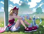  1girl absurdres against_tree anklet bangs blonde_hair blue_eyes blush bracelet closed_mouth cloud collar commentary_request day from_side glaceon grass green_bag hair_between_eyes hairband highres holding holding_poke_ball irida_(pokemon) jewelry looking_at_viewer medium_hair mountain outdoors poke_ball poke_ball_(legends) pokemon pokemon_(creature) pokemon_(game) pokemon_legends:_arceus red_footwear red_hairband red_shirt ryoha_kosako sash shirt shoes shorts sitting sky strapless strapless_shirt tree waist_cape white_shorts 