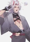  1boy abs arataki_itto bangs black_nails genshin_impact gloves highres horns japanese_clothes jewelry looking_at_viewer male_focus multicolored_hair oni oni_horns open_mouth red_eyes short_hair simple_background solo spikes to_e white_hair 