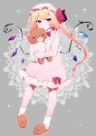  1girl :&lt; animal_slippers bangs bear_slippers blonde_hair bow crystal flandre_scarlet full_body grey_background hair_bow hat highres long_hair long_sleeves mob_cap nightgown object_hug one_side_up pink_headwear pink_nightgown red_bow red_eyes slippers slit_pupils socks solo sparkle stuffed_animal stuffed_toy teddy_bear touhou white_legwear wings you_(noanoamoemoe) 