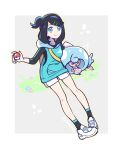  1girl black_hair black_shirt black_socks blue_eyes border closed_mouth commentary_request eyelashes grey_background hair_ornament hairclip hand_up hattrem highres holding holding_poke_ball hood hood_down hooded_vest hoodie knees liko_(pokemon) medium_hair outside_border pigeon-toed poke_ball poke_ball_(basic) pokemon pokemon_(anime) pokemon_(creature) pokemon_horizons shirt shoes shorts smile socks swept_bangs vest white_border white_shoes white_shorts yibuzhai 