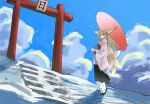  1girl absurdres animal_ears arknights black_hakama blonde_hair commentary fox_ears fox_girl fox_tail green_eyes hakama highres holding holding_umbrella hulmeow japanese_clothes kimono kitsune long_sleeves official_alternate_costume oil-paper_umbrella outdoors pink_kimono red_umbrella sandals snow socks solo suzuran_(arknights) suzuran_(yukibare)_(arknights) tail umbrella white_socks 