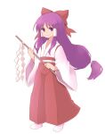  bow closed_mouth cocoa_(cocoa1qld) detached_sleeves ellipsis_(mitei) full_body gohei hair_bow hair_tubes hakama hakama_pants hakurei_reimu hakurei_reimu_(pc-98) happy highres holding japanese_clothes kimono long_hair long_sleeves miko pants purple_eyes purple_hair red_bow red_hakama red_pants sash sidelocks simple_background smile socks standing tabi tied_hair touhou touhou_(pc-98) very_long_hair white_background white_kimono white_legwear white_sash wide_sleeves 