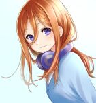  1girl bangs blue_cardigan blue_eyes brown_hair cardigan closed_mouth dress_shirt eyebrows_visible_through_hair go-toubun_no_hanayome hair_between_eyes headphones headphones_around_neck highres long_hair looking_at_viewer nakano_miku nikku(user_grkf3753) shiny shiny_hair shirt simple_background smile solo upper_body white_background white_shirt 