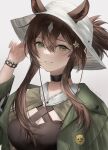  1girl animal_ears arknights bangs black_choker breasts brown_hair choker cleavage ears_through_headwear green_eyes green_jacket grey_background grin hair_between_eyes hair_ornament hand_up highres horse_ears jacket large_breasts looking_at_viewer meteor_(arknights) meteor_(bard&#039;s_holiday)_(arknights) open_clothes open_jacket parted_lips simple_background smile solo star_(symbol) star_hair_ornament suiu_aaa8 upper_body white_headwear 