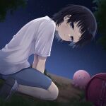  1girl backpack bag black_eyes black_hair creature expressionless highres komesawa kuze_shizuka looking_at_viewer night night_sky o3o octopus on_ground randoseru school_bag shirt shoes short_hair shorts sitting sky sneakers star_(sky) starry_sky t-shirt takopii takopii_no_genzai wariza white_shirt 