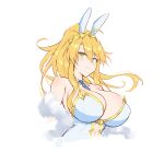  1girl ahoge animal_ears artoria_pendragon_(fate) artoria_pendragon_(swimsuit_ruler)_(fate) blonde_hair breasts clothing_cutout crown emu_(confisery) eyebrows_visible_through_hair fake_animal_ears fate/grand_order fate_(series) feather_boa green_eyes hair_between_eyes highres large_breasts leotard long_hair navel navel_cutout playboy_bunny ponytail rabbit_ears simple_background solo upper_body white_background 