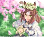  1girl absurdres animal_ears ascot bangs blurry blurry_foreground brown_hair cherry_blossoms clover_hair_ornament commentary_request fine_motion_(umamusume) flower_wreath grass green_eyes hair_ornament highres horse_ears horse_girl horse_tail jacket long_sleeves medium_hair multicolored_hair open_mouth outdoors petals sitting smile solo tail tomu_(kpnlbrhiyfkj5uk) two-tone_hair umamusume upper_body white_jacket 