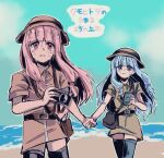  2girls alternate_costume alternate_eye_color bag beach belt black_thighhighs blue_eyes blue_hair blue_sky brown_belt brown_dress brown_skirt camera camera_around_neck collared_dress cowboy_shot dress following helmet highres holding holding_camera holding_hands holding_radio horizon kotonoha_akane kotonoha_aoi kumohitode_no_umaru_suna_no_ue_de_(voiceroid) looking_ahead looking_at_another low-tied_sidelocks multiple_girls ocean outdoors pink_hair pith_helmet red_eyes sand shirase_(shirase1638) short_dress short_sleeves shoulder_bag siblings sidelocks sisters skirt sky song_name tareme thighhighs voiceroid walking zipper 