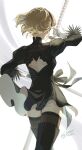  1girl 2b_(nier:automata) ass black_dress black_footwear black_gloves black_thighhighs blindfold dress feet_out_of_frame floating_clothes floating_hair fur-trimmed_sleeves fur_trim gloves highres holding holding_sword holding_weapon ikenotori long_sleeves nier:automata nier_(series) solo sword thighhighs twitter_username weapon white_background 